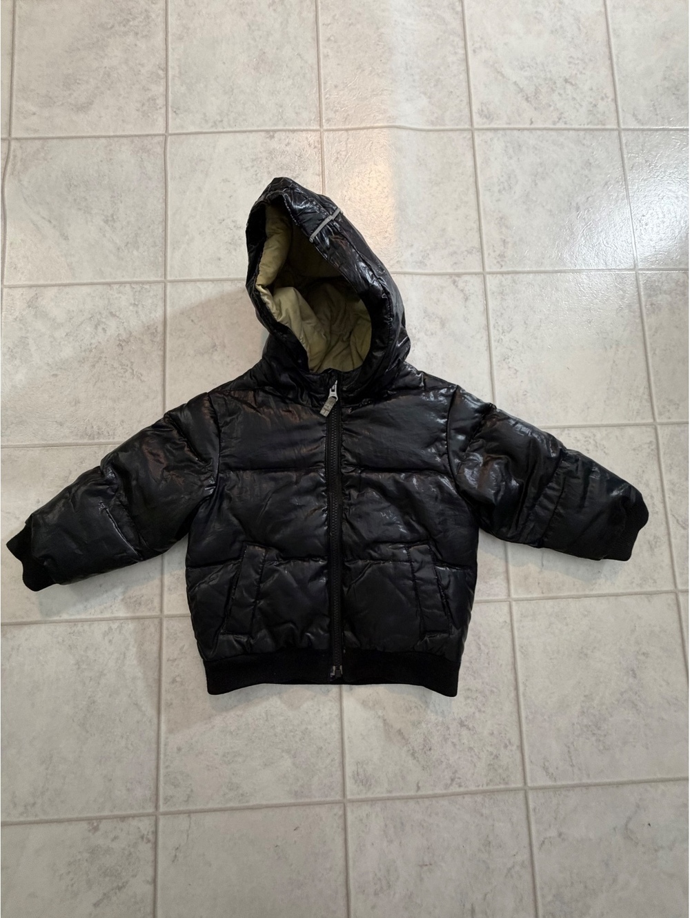 Nannacare Kids Black Hooded Puffer Jacket Size 90 48
